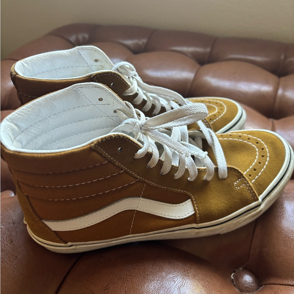 Women’s Vans 8.5